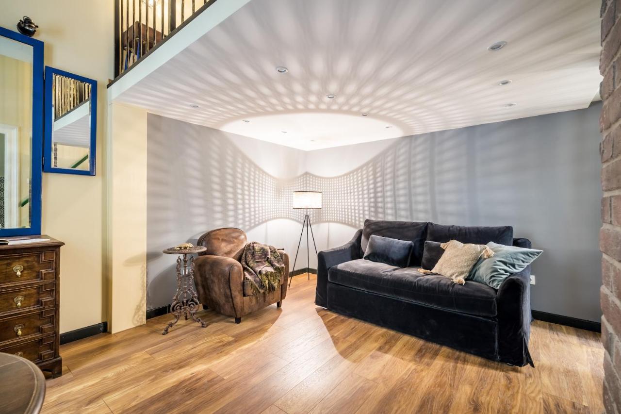 Unique & Stylish - Home Of Traveler In City Center Budapest Luaran gambar